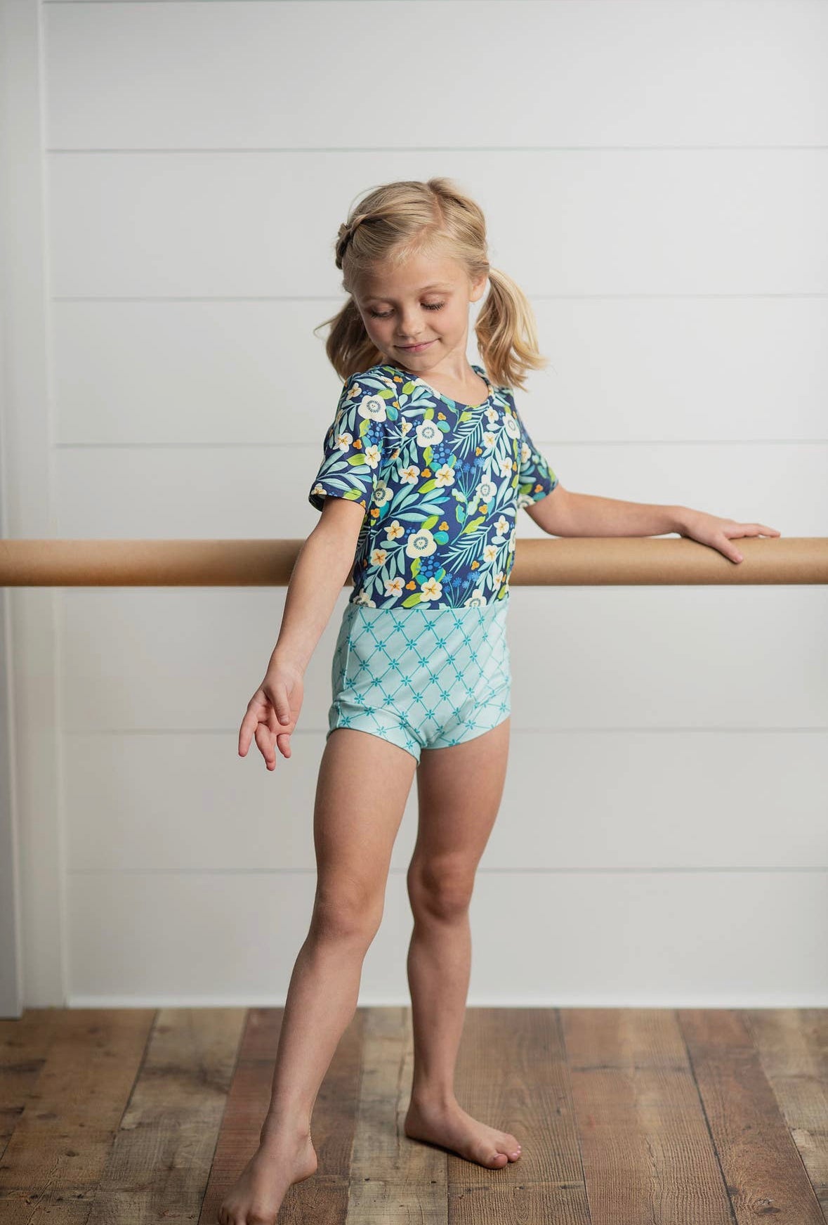 Navy Teal Floral Leo