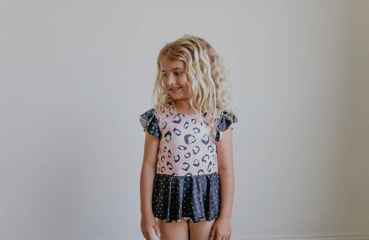 Black/Pink Leo Skirted Leo